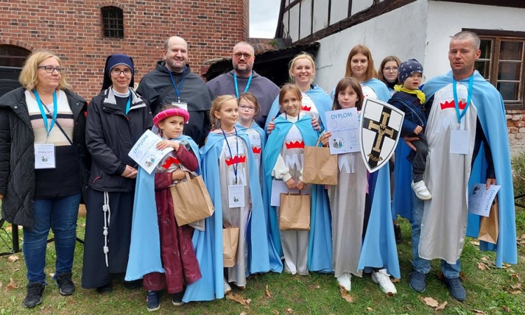 Rycerze Niepokalanej zdobywają Malbork