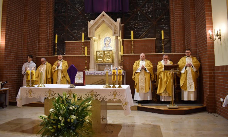 Triduum Sacrum 2004